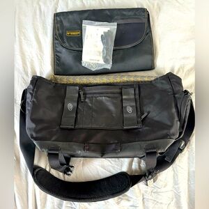 Timbuk2 Stork Messenger Bag in Black with Changing Pad